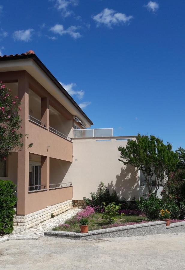 Apartments Nadia Baška Kültér fotó